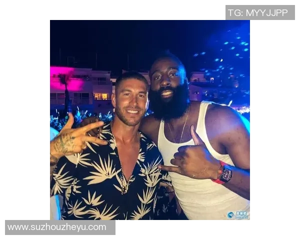 足球明星Instagram照片素材分享捕捉他们场上场下的精彩瞬间与生活点滴